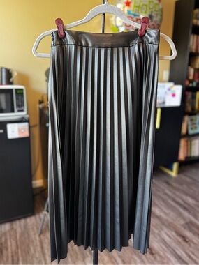 Primark Black Pleated Faux Leather Midi Skirt